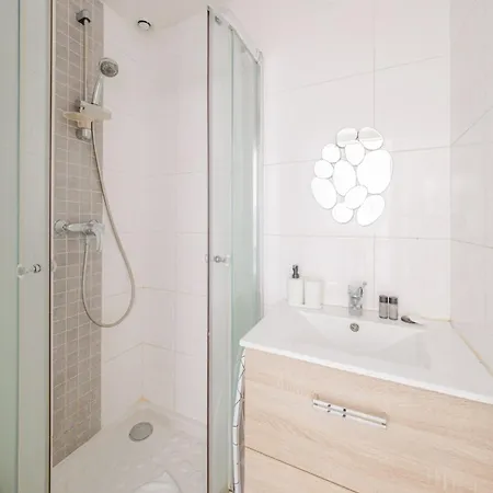 Daire Petit Cocon Confortable A Montreuil (Seine-Saint-Denis)